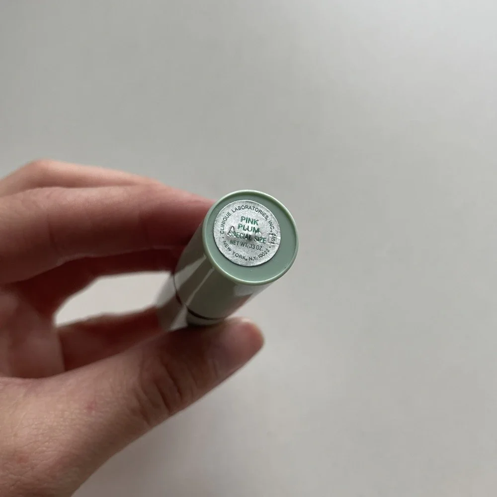 CLINIQUE Different Lipstick PINK PLUM Green Tube‎ Discontinued .13 oz Fullsize